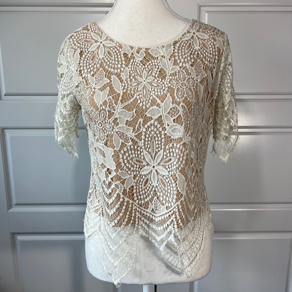 Express Lace Top Small Bohemian Floral Crochet Ivory Short‎ Sleeve Lined